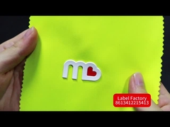 अनुकूलित टीपीयू ओईएम गारमेंट सिम्फनी टीपीयू बैज