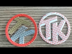 कस्टम लेबल प्रिंटिंग टीपीयू रबर सिलिकॉन हीट ट्रांसफर कपड़ों के लेबल