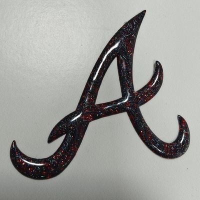 बैग के लिए अनुकूलित उच्च आवृत्ति 3D TPU उभरा हुआ लोगो लाल धातुई हीट ट्रांसफर लेबल