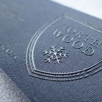 सिलिकॉन हीट ट्रांसफर लेबल - इलास्टिक धोने योग्य कपड़े एक्सेसरी कस्टम लोगो शील्ड बैज