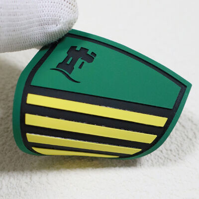 कस्टम सिलिकॉन स्क्रीन मुद्रित लेबल वाटरप्रूफ टिकाऊ लोगो टैग खेल वस्त्र और वर्दी के लिए